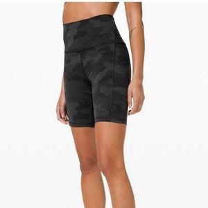 Lululemon Align High Rise Short with Pockets 8’’